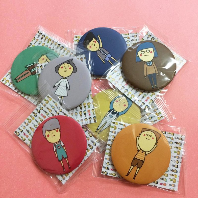 Magai's 大徽章们 - 胸针 - 纸 多色