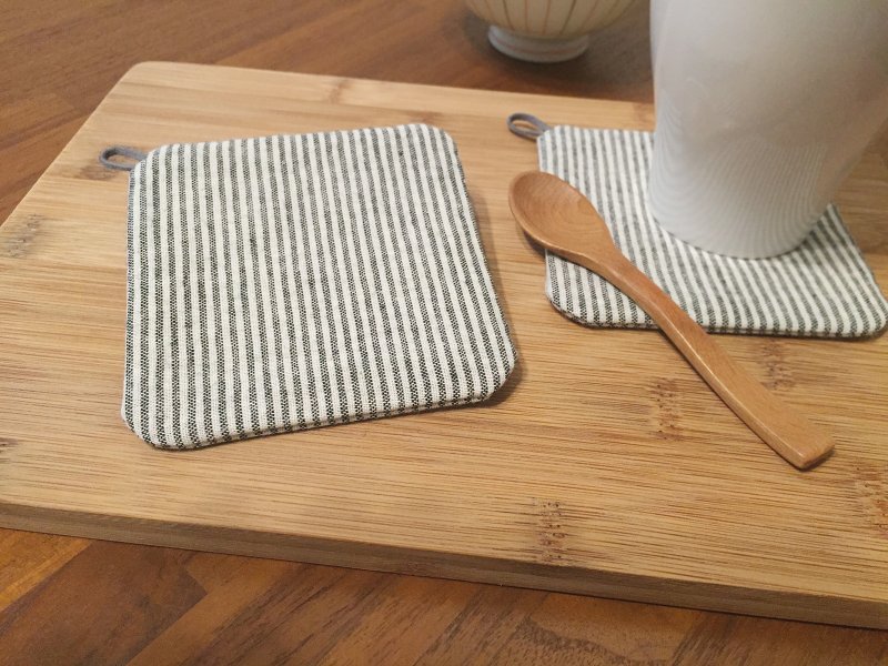 手作杯垫-简单直纹/灰色 (一组2个) - 摆饰 - 棉．麻 灰色