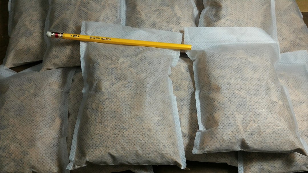 台湾桧木香包~天然的芳香剂~ - 其他 - 木头 