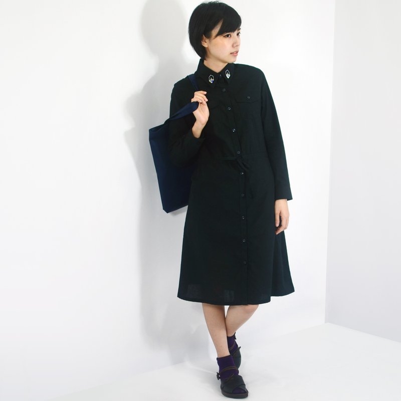 humming-小宝石 Embroidered Drawstring Shirtdress 〈绣花抽绳洋装〉 - 洋装/连衣裙 - 其他材质 黑色