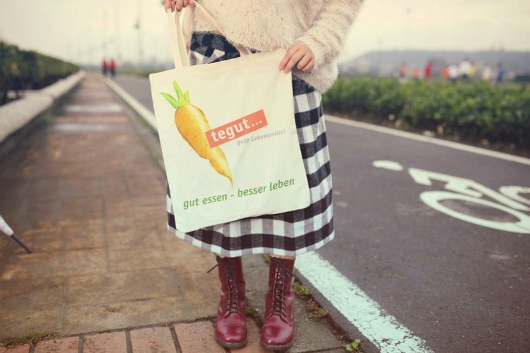 ☂eco bag ｜不敢吃红萝卜超市购物袋 - 侧背包/斜挎包 - 棉 白色