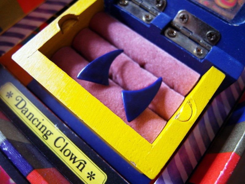 古董针式耳环【海豚湾】 - 耳环/耳夹 - 其他材质 蓝色