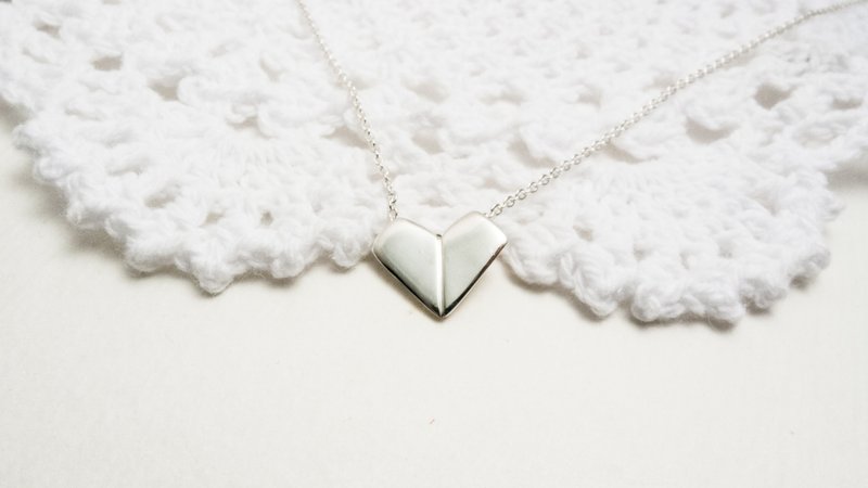 文字里的爱情故事－情书。LOVE银饰系列。 - 锁骨链 - 其他金属 白色