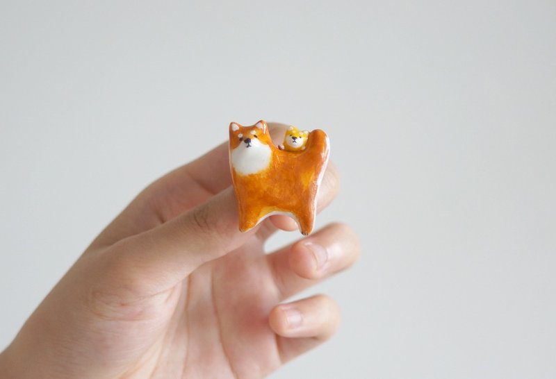 ［独角森林］Shibainu 柴犬和柴犬娃娃胸针 - 胸针 - 粘土 