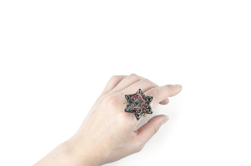 SUE BI DO WA - 手工制作皮革并合手织星星戒指(混合红色)-Leather mix with yarn Star Ring - 戒指 - 真皮 红色