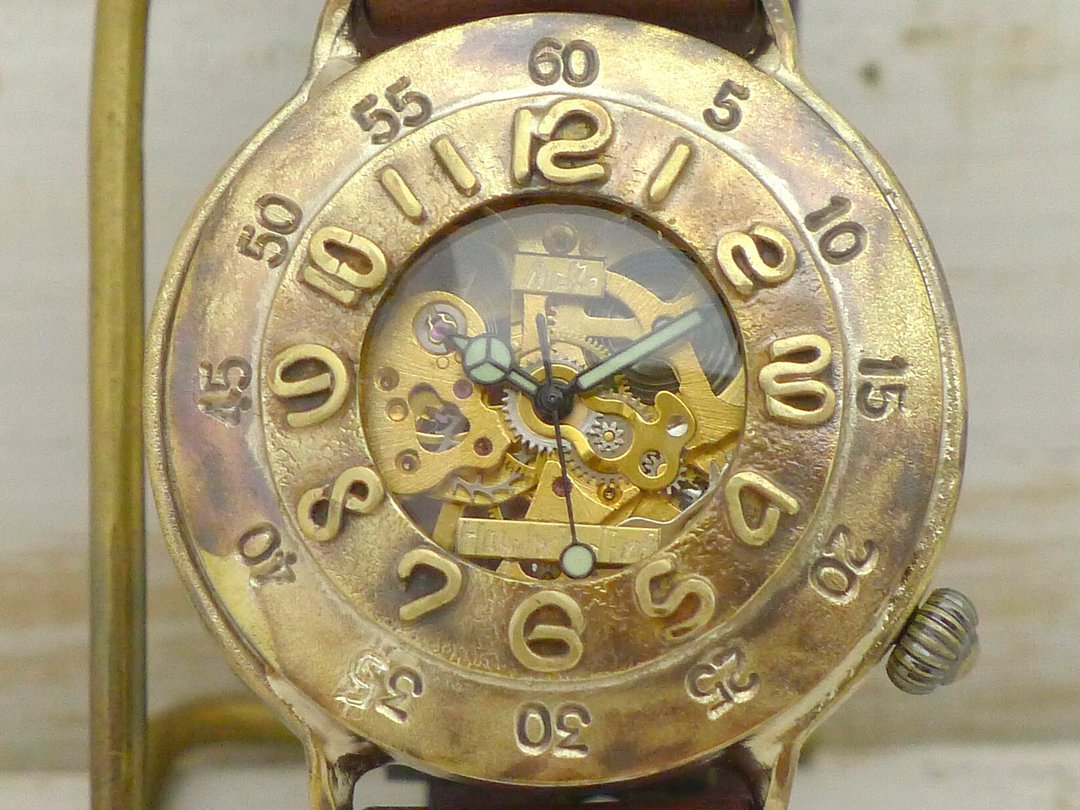 HandCraftWatch HandCraftWatch Oversized JUMBO Brass42mm GUN BOAT-BHW (BHW061 GD / BR) - 女表 - 铜/黄铜 金色