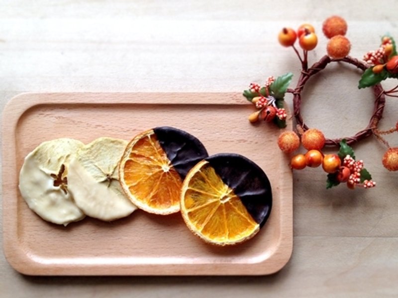 微田水气【万圣节变身系列】小孩&公主巧克力果干*小礼限量贩售 - 水果干 - 塑料 橘色