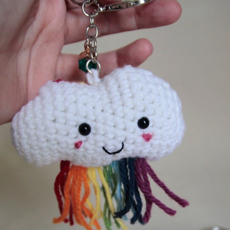 毛线吊饰 金属问号鈎 挂勾 彩虹云朵钥匙圈 - 吊饰 - 其他材质 多色