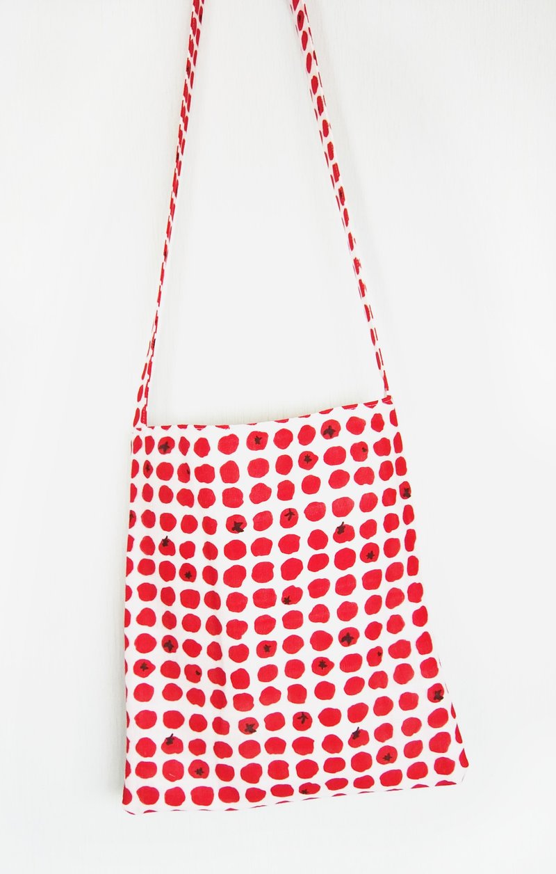 特选清新日本全棉布料 斜背西柿子布包 - 侧背包/斜挎包 - 其他材质 红色