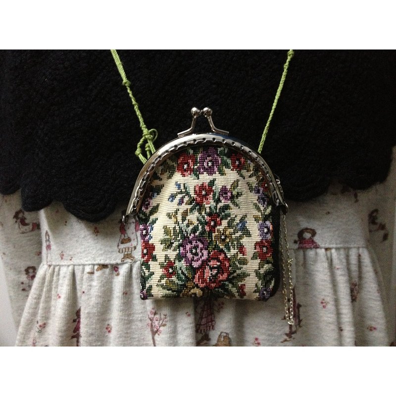 手工刺绣古董布复古vintage口金毛衣项链 放学后手作坊 - 项链 - 其他材质 黑色