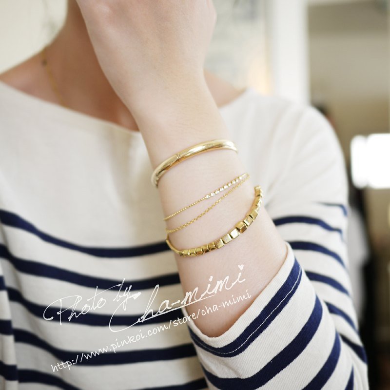 Cha mimi。简单就是美。金色三条层次感方形珠珠钻饰手炼 - 手链/手环 - 其他金属 金色