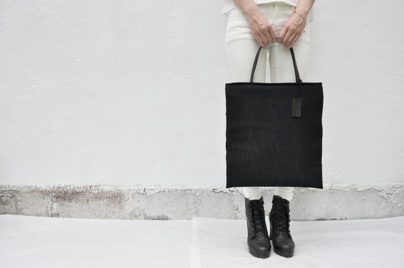 山木墨 - 手拿包 - 其他材质 黑色