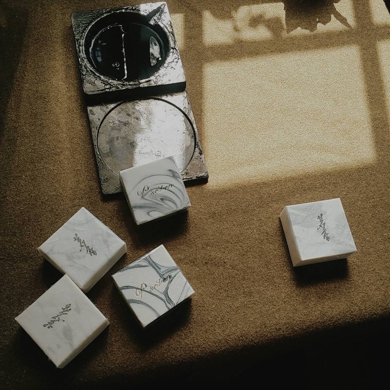 P.Seven茗香 马赛皂  **春茶调香 X 欧式手皂 - 干肌好朋友 - 手足保养 - 植物．花 白色