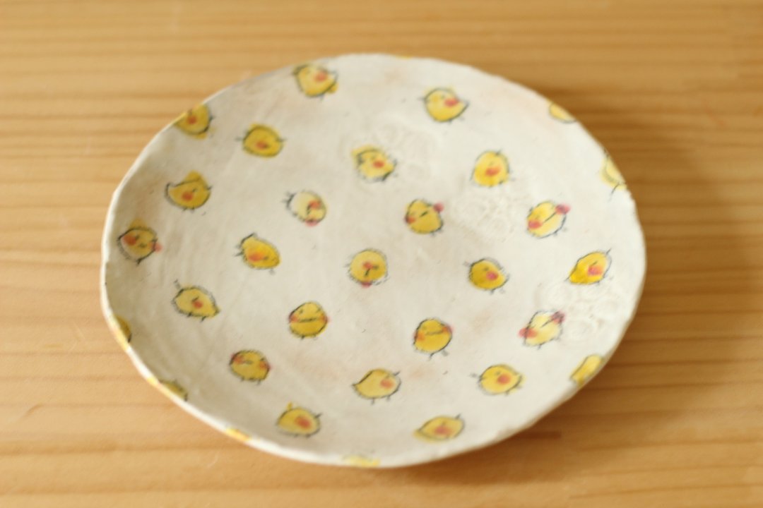 Pasta dish of powdered chicks. - 浅碟/小碟子 - 其他材质 黄色