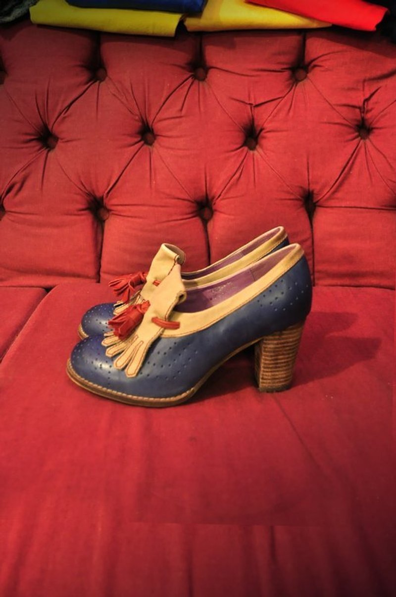 人行道不见行人。晒伤妆学院派中跟牛津。 - 女款休闲鞋 - 真皮 蓝色