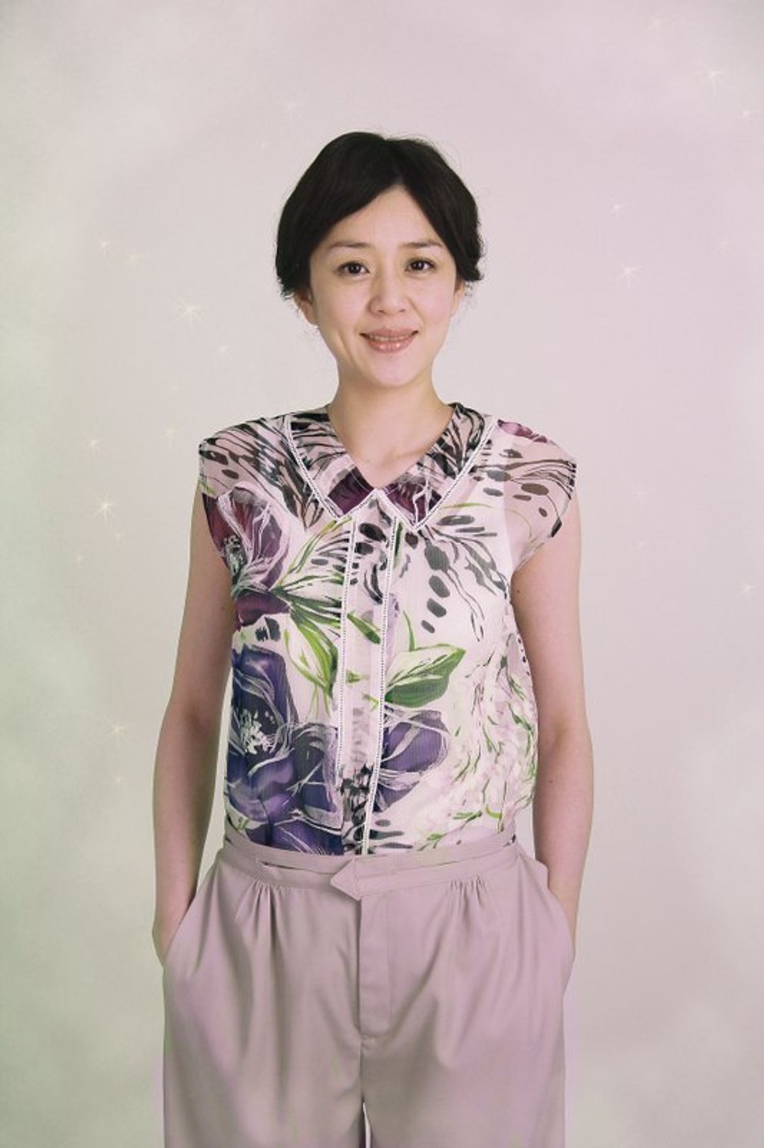 Bauchan 衬衫式上衣 - 女装背心 - 丝．绢 多色