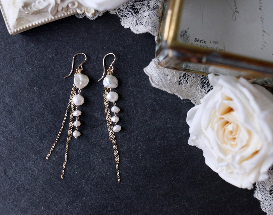 Piercing and earrings aletta - 耳环/耳夹 - 宝石 白色