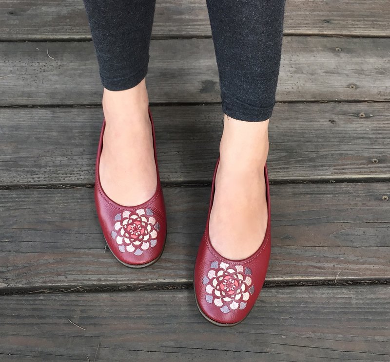 【锦簇花语】唯美娃娃女鞋-深红(最后一双#39) - 芭蕾鞋/娃娃鞋 - 真皮 红色
