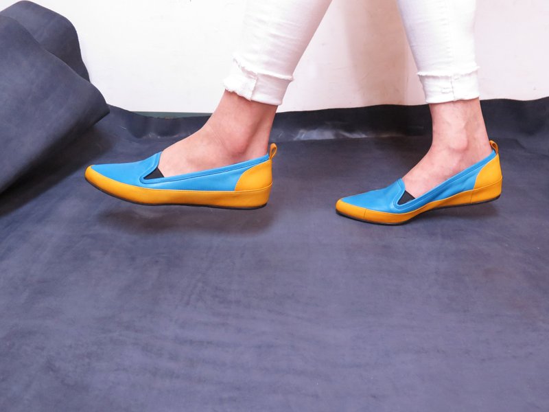 H THREE 尖头懒人鞋 / 蓝黄 - 女款牛津鞋/乐福鞋 - 真皮 蓝色