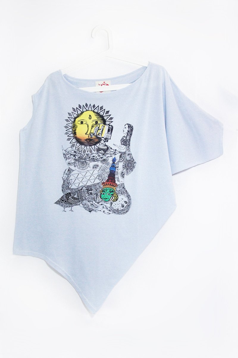 女装手感不规则棉质设计上衣 设计感版型-从这里 开始旅行吧海洋 - 女装 T 恤 - 棉．麻 蓝色