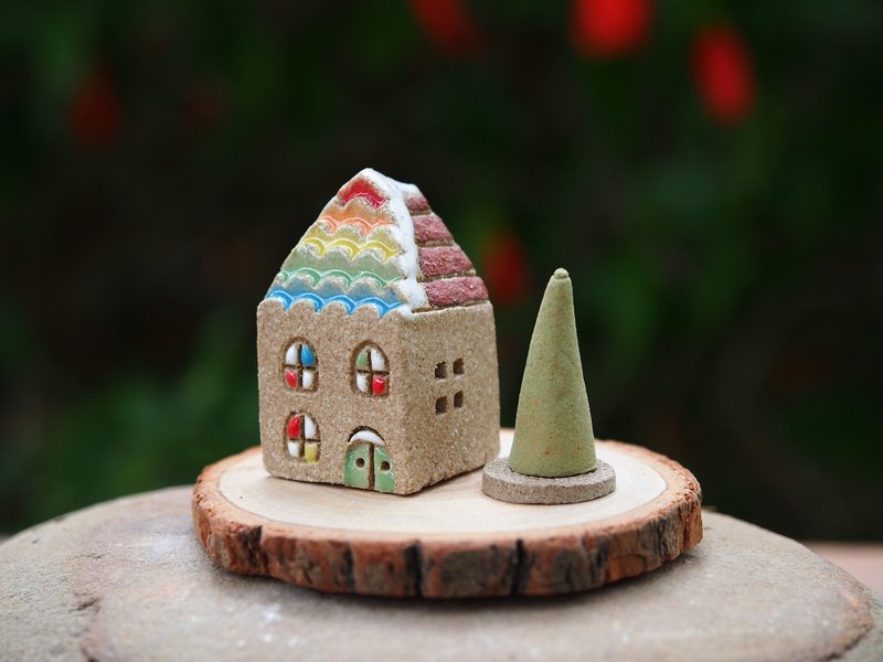 【小欧洲 Beautiful  Village】 -超可爱彩虹冰淇淋屋(小)/含木头底座 +薰香/3件1组 - 摆饰 - 其他材质 