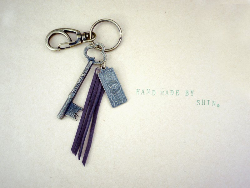 {?} 钥匙圈 - 吊饰 - 其他金属 紫色