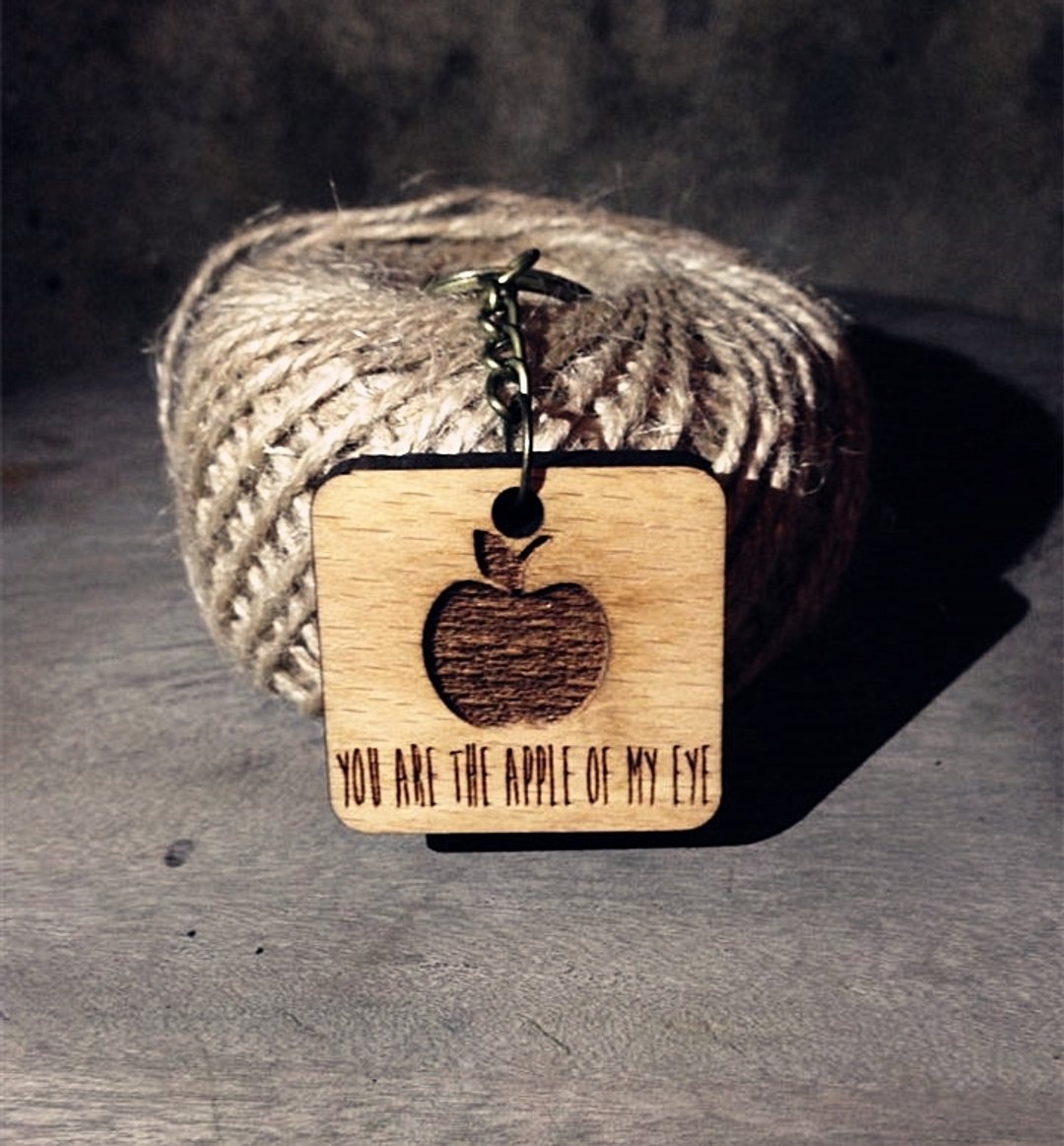【You are the apple of my eye－你是最珍贵的】山毛榉木设计款钥匙圈 - 钥匙链/钥匙包 - 木头 
