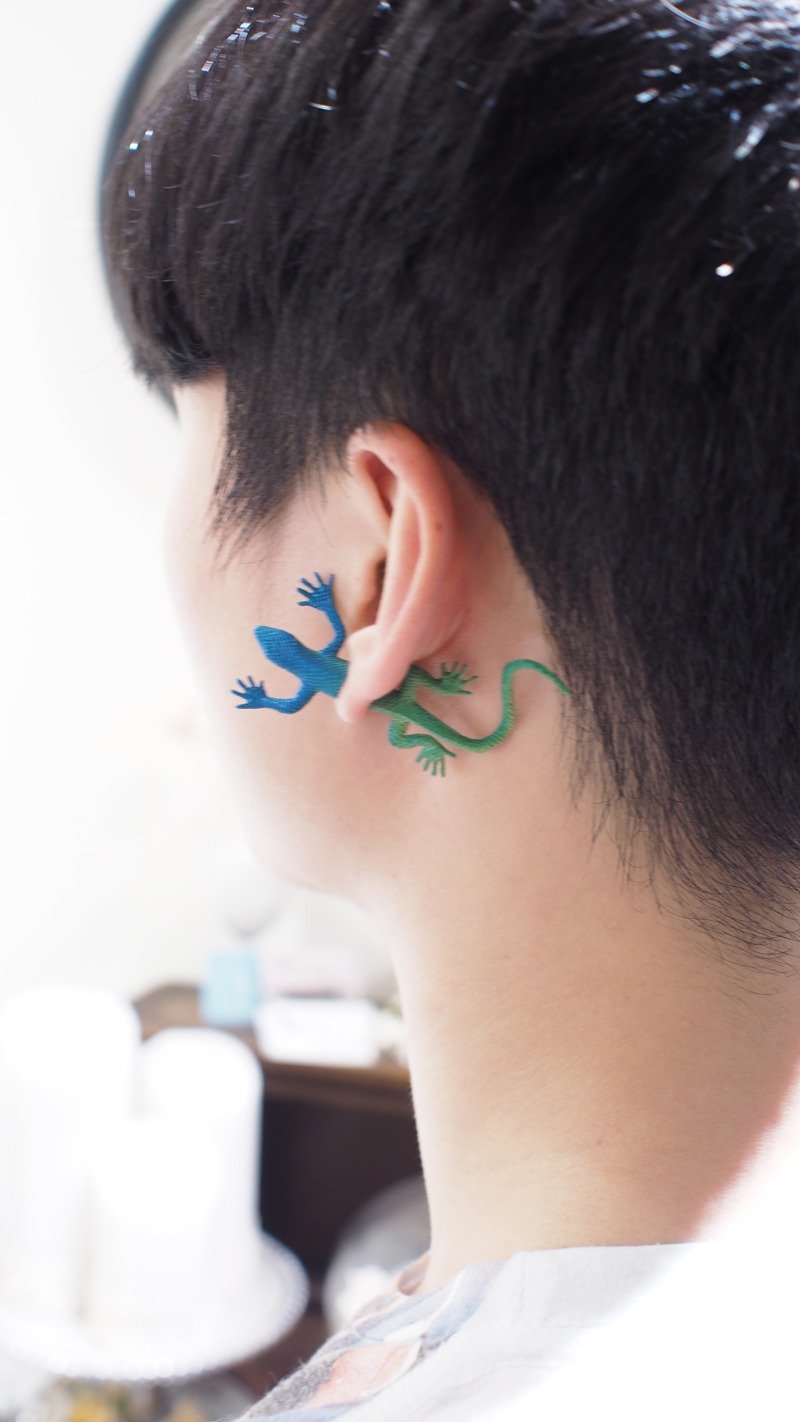 台湾原创 Double M 魔幻蜥蜴耳环 - 耳环/耳夹 - 塑料 蓝色