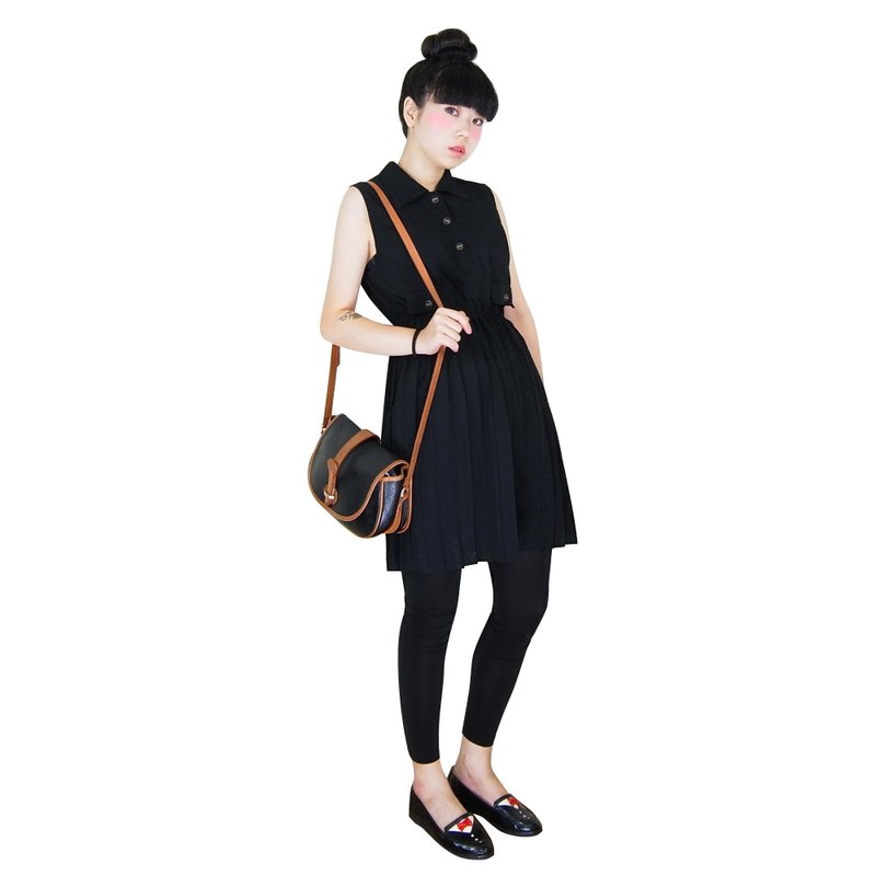 A·PRANK :DOLLY :: 复古着VINTAGE经典黑色纱质有领百褶裙俐落改良式古着小洋装 - 洋装/连衣裙 - 其他材质 黑色