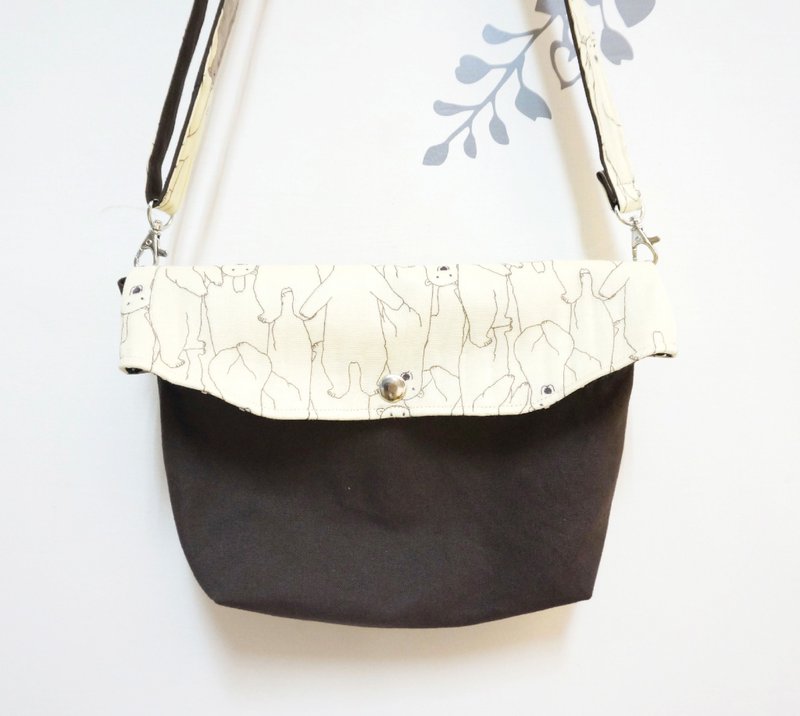 憨呆北极熊反折斜背包 - 侧背包/斜挎包 - 其他材质 多色