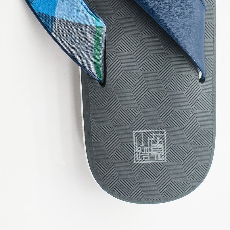 【厚履日】蓝色人字拖 / 夹脚不疼痛 / 舒适弹性厚底 /男（赠神秘小礼物）/雨天海滩旅行夏日 - 男款休闲鞋 - 橡胶 蓝色