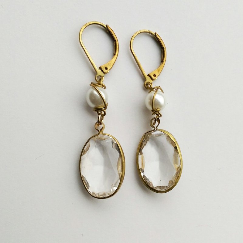 古董塑料垂坠耳环 - 耳环/耳夹 - 宝石 