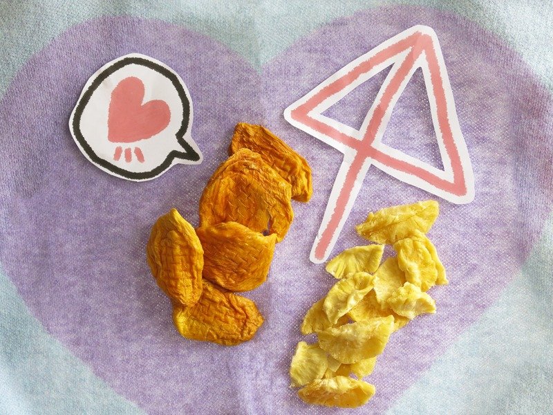 幸福果铺-无敌的爱水果干超值重量双享包（爱文、凤梨） - 水果干 - 纸 橘色