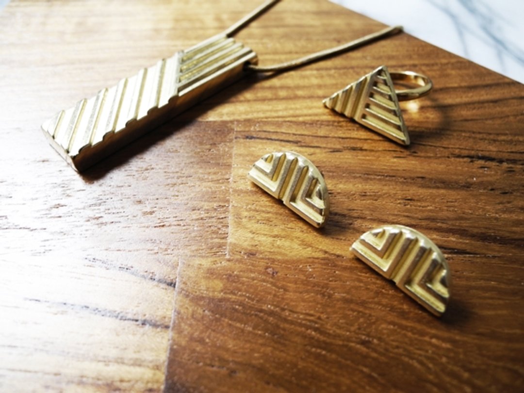 。交错线。项链 / Crossing Line Collection: Necklace - 项链 - 其他金属 金色