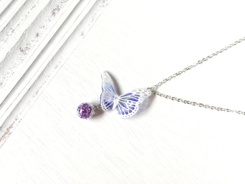 *Haku·Neko* 白纹理紫色手绘蝴蝶闪烁玻璃球颈链 - 颈链 - 硅胶 紫色