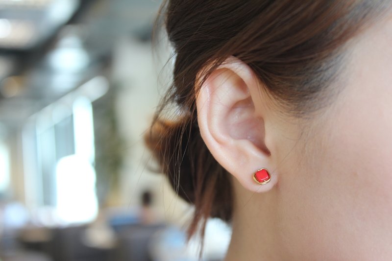 【Emerald.3 祖母绿了】古典方糖耳夹/耳针耳环-红海竹 - 耳环/耳夹 - 宝石 红色