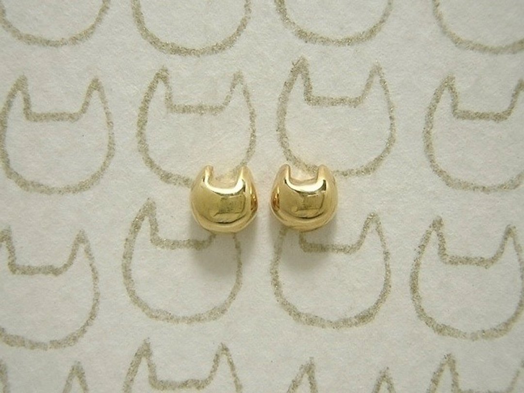 miaow icon earrings K18GP ( cat gold plated silver earrings 貓 猫 镀金物 銀 穿孔耳环 ) - 耳环/耳夹 - 其他金属 黄色