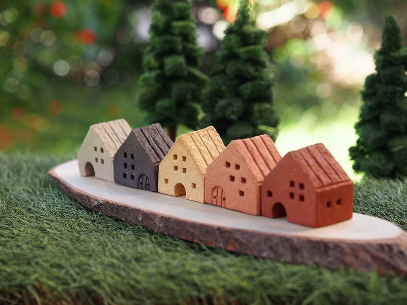 【小小村 Simple Village 】手作陶小房子/乡村-5件/组(四面皆有窗,可任意组合) - 摆饰 - 其他材质 