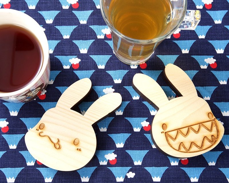 《Foufou》木制杯垫 - 邦妮＆兔宝两款 - 杯垫 - 木头 多色