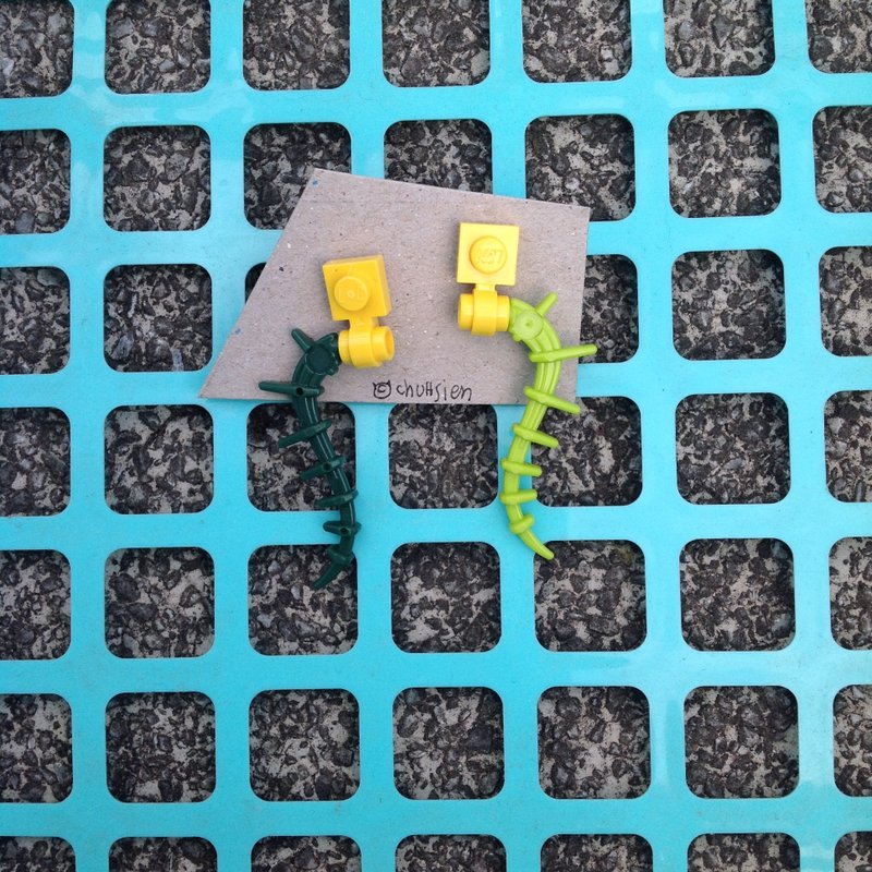 LEGO积木耳环●海草龙须菜“不锈钢耳针” - 耳环/耳夹 - 塑料 绿色