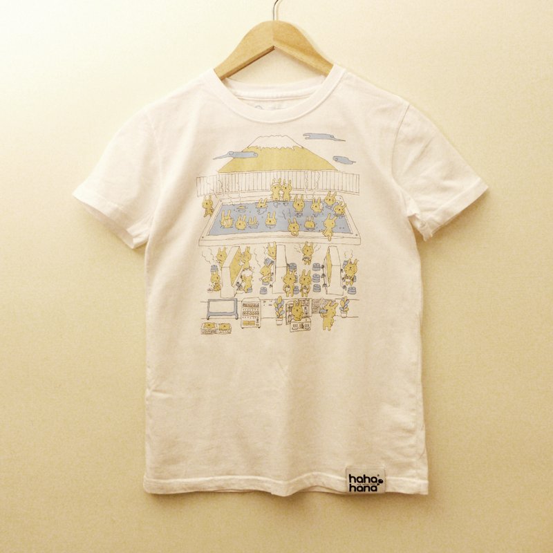 | Bathhouse Rabbits (澡堂兔) | - 女装 T 恤 - 棉．麻 白色