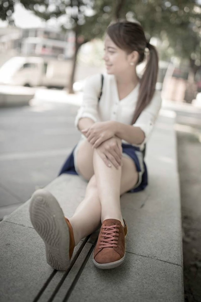 FYE法国环保鞋  咖啡色 日本超纤环保休闲鞋 (再回收概念,耐穿,不会分解) 女生款---舒适·简约。 - 女款休闲鞋 - 其他材质 咖啡色