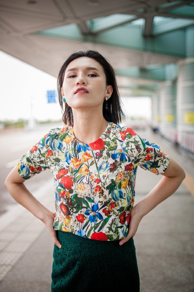 Loren 丝质印花上衣 - 女装上衣 - 丝．绢 多色