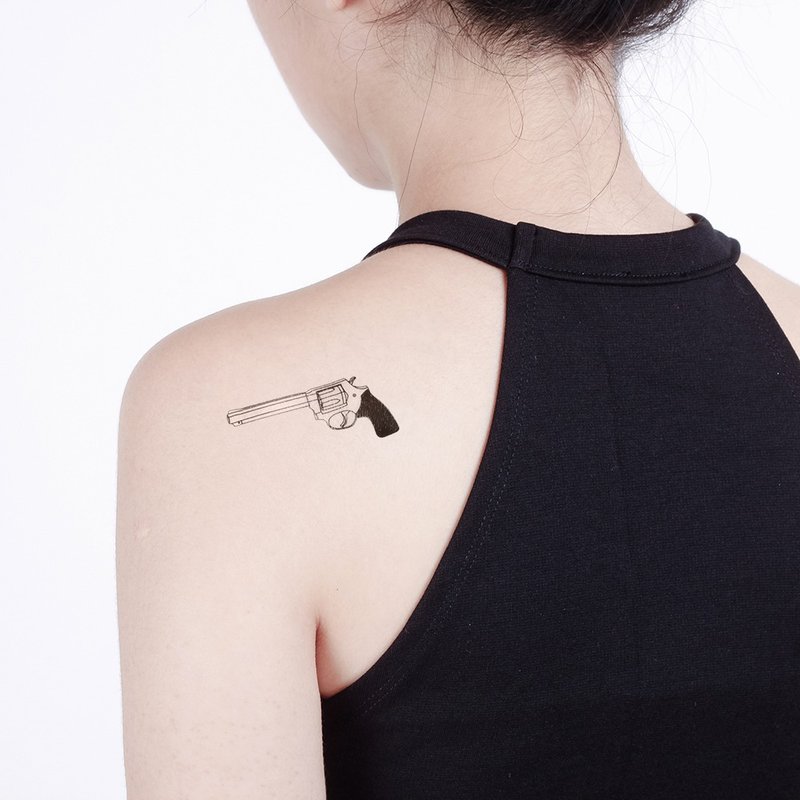 Surprise Tattoos /  转轮手枪 刺青 纹身贴纸 - 纹身贴 - 纸 黑色