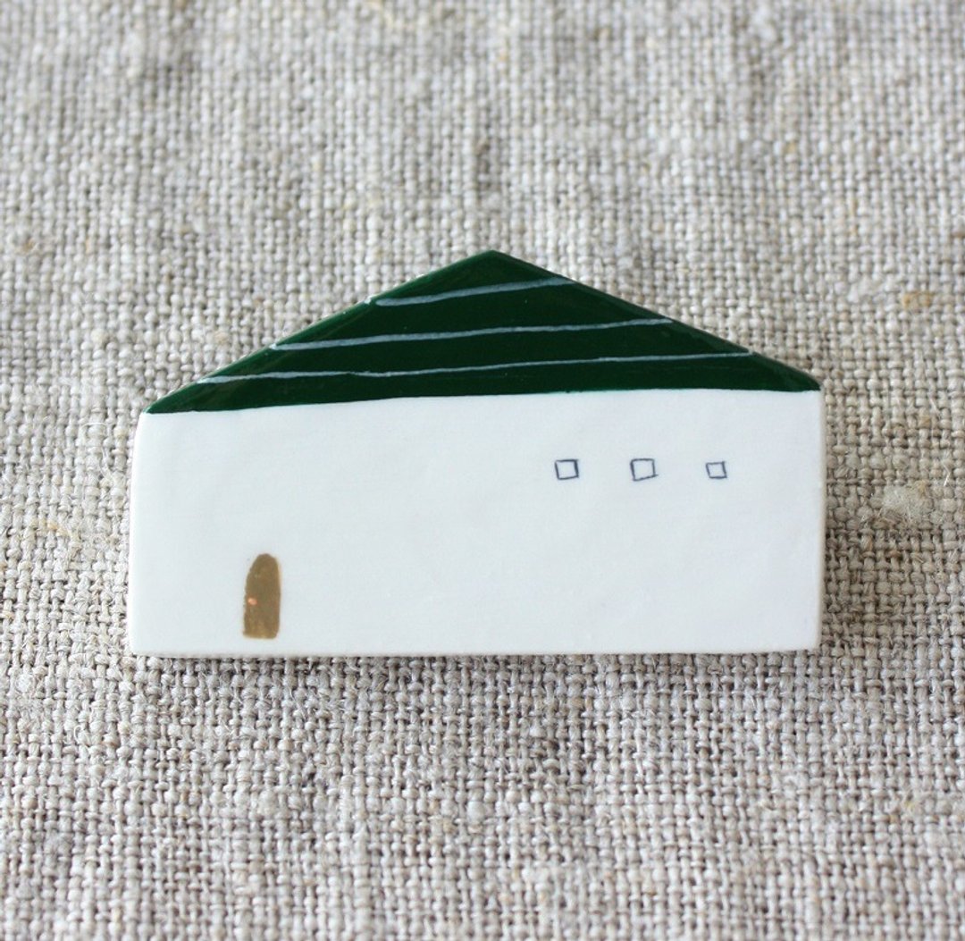 Home brooch - 胸针 - 粘土 绿色