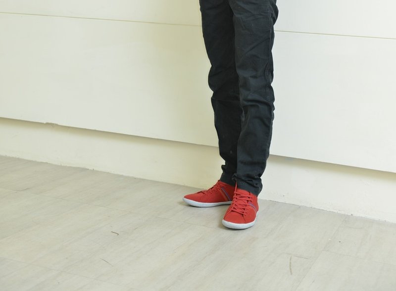 FYE法国环保鞋  酒红色 中筒环保休闲鞋 男生款 台湾宝特瓶纤维(再回收概念,耐穿,不会分解) ---自由·带我去旅行。 - 男款休闲鞋 - 其他材质 红色