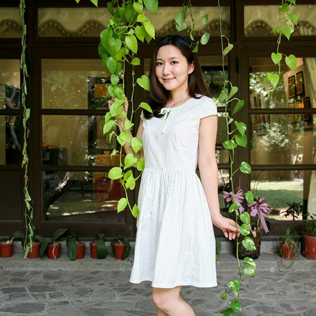 女款小碎花蓝绿洋装 - 洋装/连衣裙 - 棉 绿色