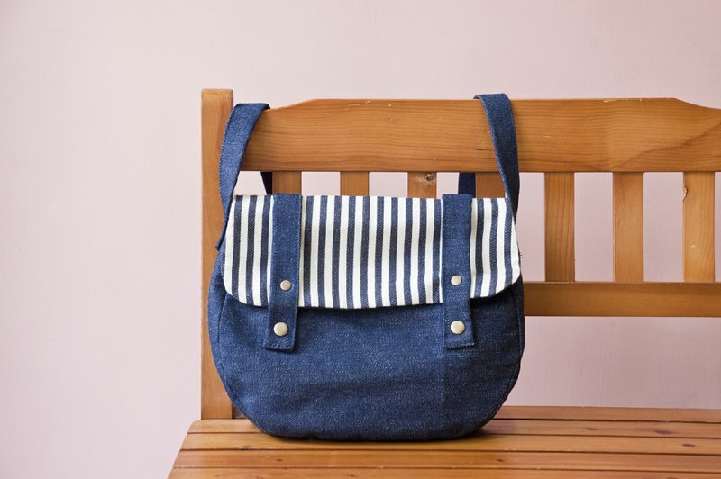 直纹圆圆包 - 侧背包/斜挎包 - 棉．麻 蓝色