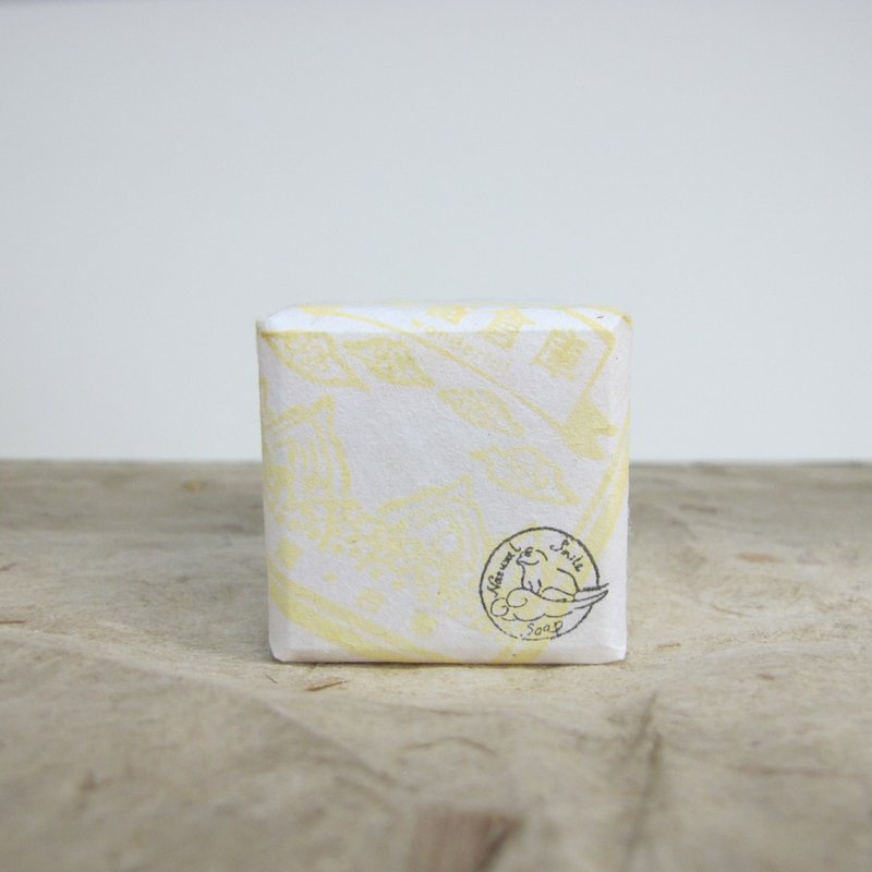 释迦手工皂Custard-apple  Hand-Made Soap -小 - 香薰/精油/线香 - 其他材质 白色