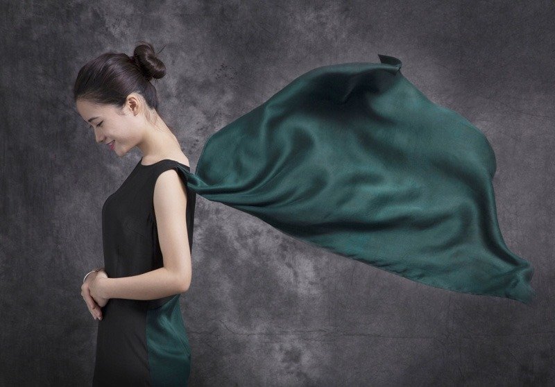 拼色旗袍晚礼服 香云纱  真丝  蠶絲 旗袍  连衣裙 洋装 清凉抗过敏 - 裙子 - 丝．绢 绿色